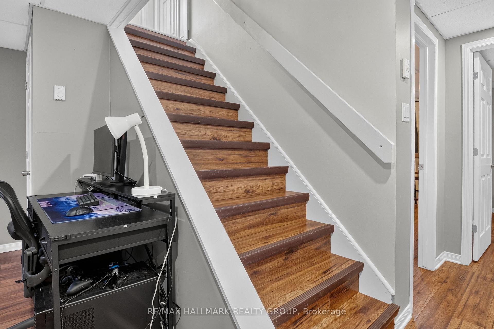 Photo 21 of Unit 26, 26 Monarch Crescent, Russell, Russell Twp — HOMEH