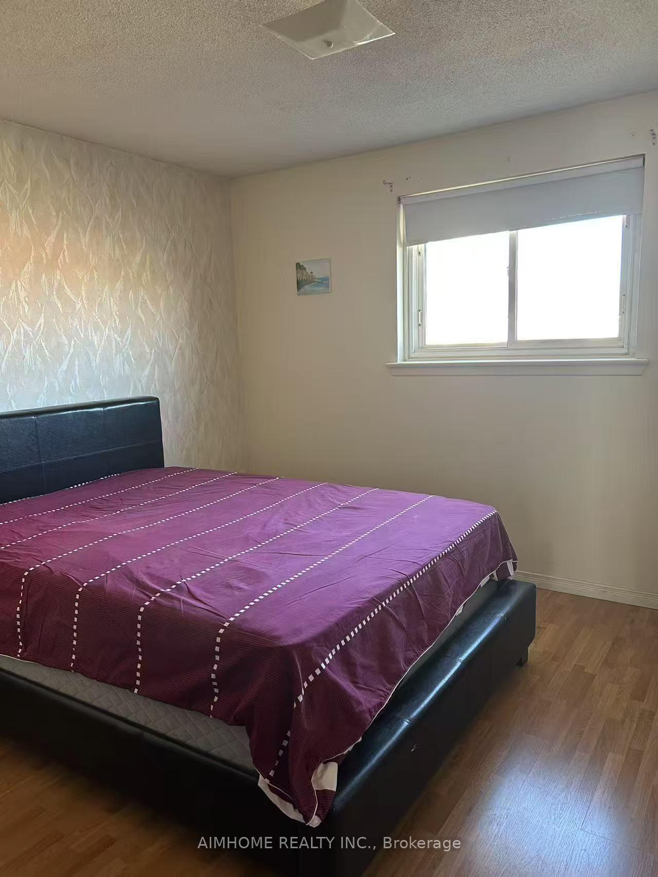 Photo 6 of Unit Upper, 17 Heatherside Drive, Scarborough, L'Amoreaux — HOMEH