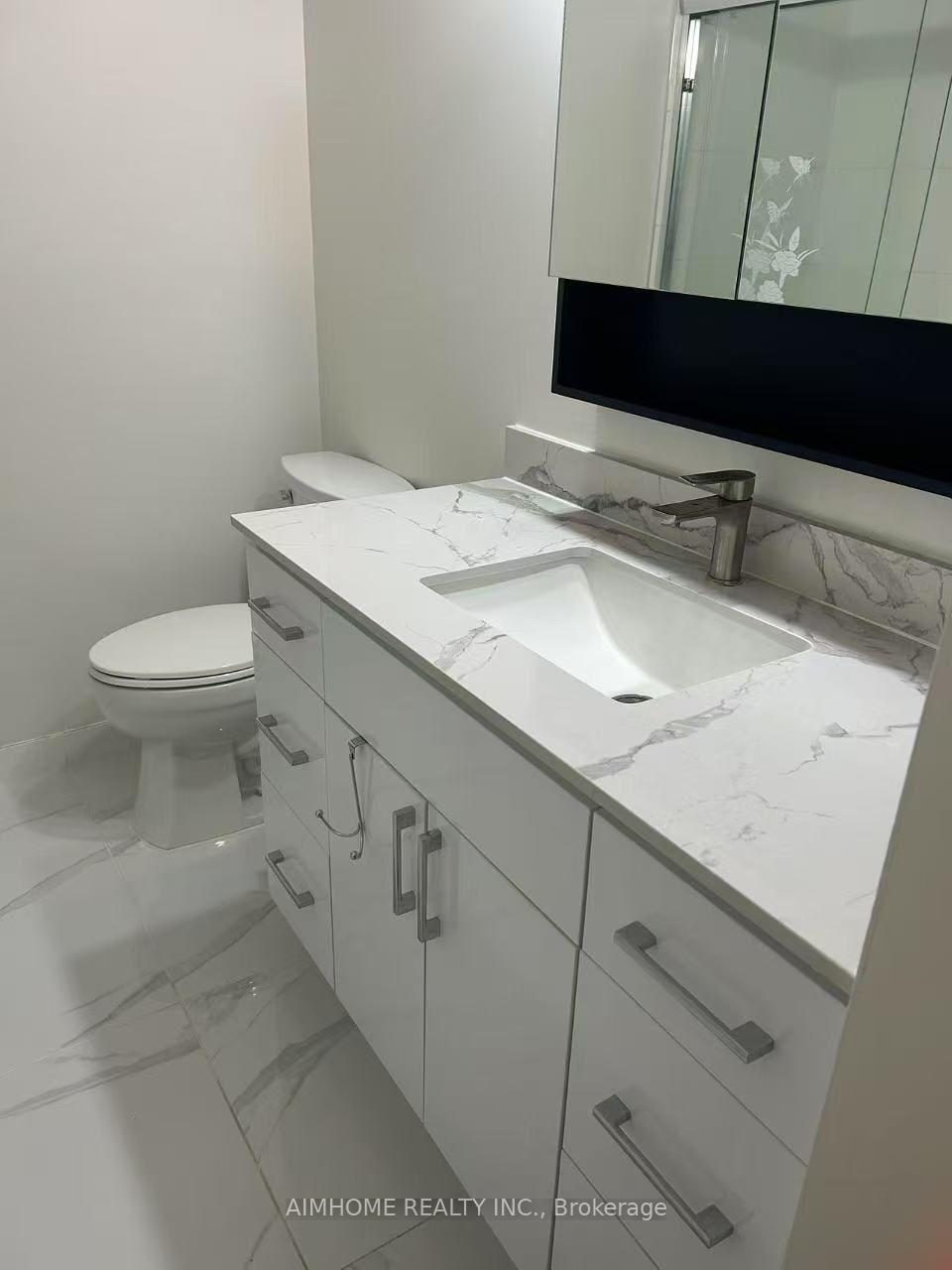 Photo 9 of Unit Upper, 17 Heatherside Drive, Scarborough, L'Amoreaux — HOMEH