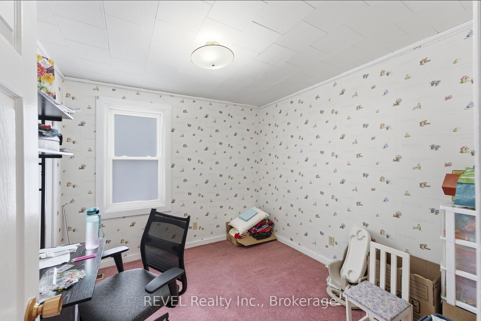 Photo 13 of 32 St Peter Street, St. Catharines, Burleigh Hill — HOMEH