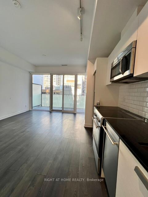 Photo 4 of Unit 708, 42 Charles Street E, Toronto, Church-Yonge Corridor — HOMEH