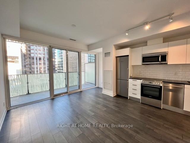 Photo 5 of Unit 708, 42 Charles Street E, Toronto, Church-Yonge Corridor — HOMEH