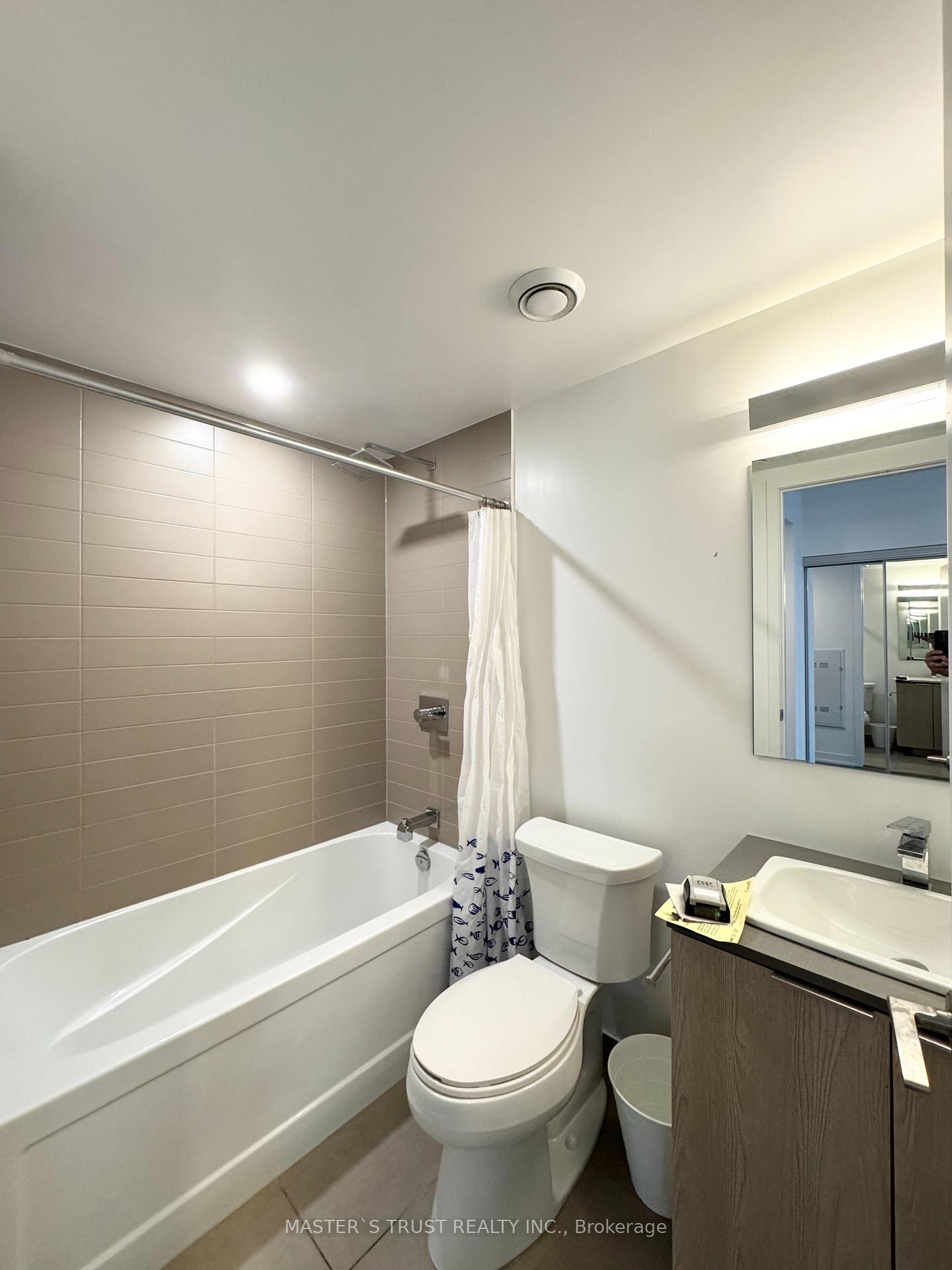 Photo 12 of Unit 1905, 501 Yonge Street, Toronto, Church-Yonge Corridor — HOMEH