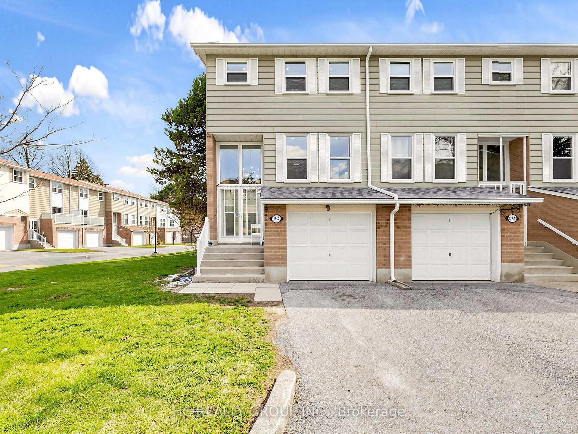 Photo 1 of Unit 36, 1742 John Street, Markham, Bayview Fairway-Bayview Country Club Estates — HOMEH