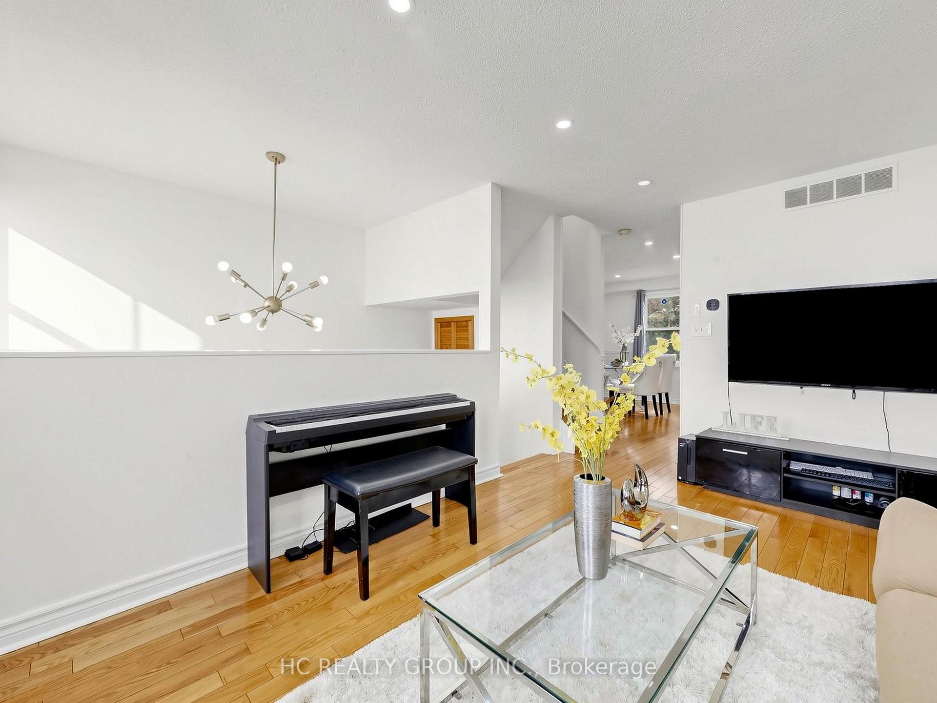 Photo 10 of Unit 36, 1742 John Street, Markham, Bayview Fairway-Bayview Country Club Estates — HOMEH