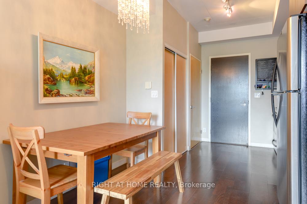 Photo 6 of Unit 323, 1 Shaw Street, Toronto, Niagara — HOMEH