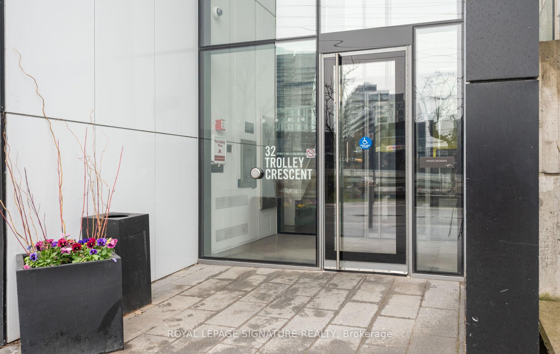 Photo 5 of Unit 608, 32 Trolley Crescent, Toronto, Moss Park — HOMEH