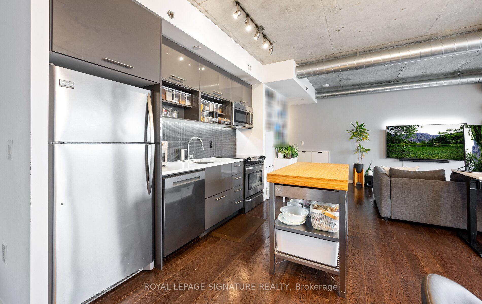 Photo 17 of Unit 608, 32 Trolley Crescent, Toronto, Moss Park — HOMEH