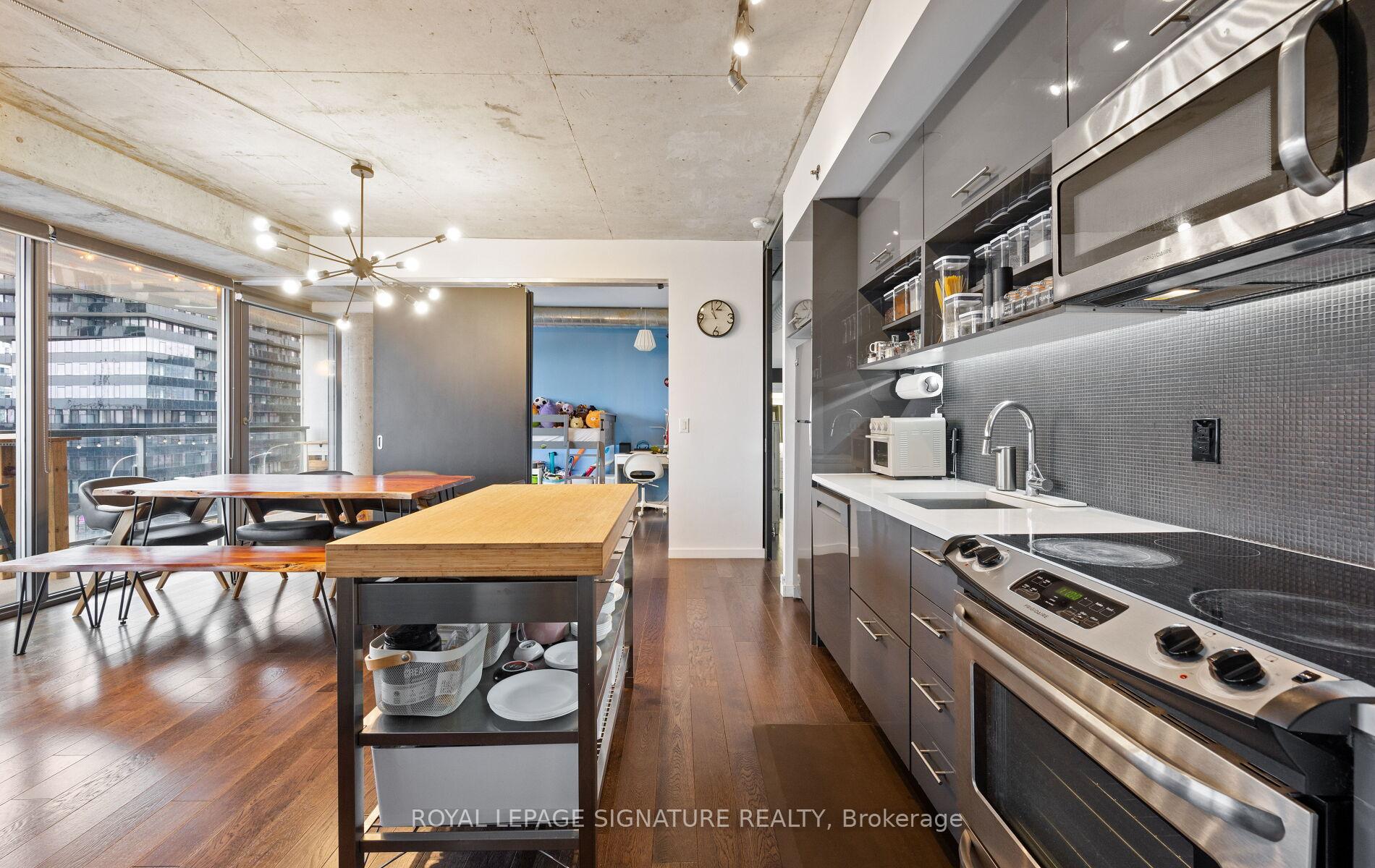Photo 21 of Unit 608, 32 Trolley Crescent, Toronto, Moss Park — HOMEH