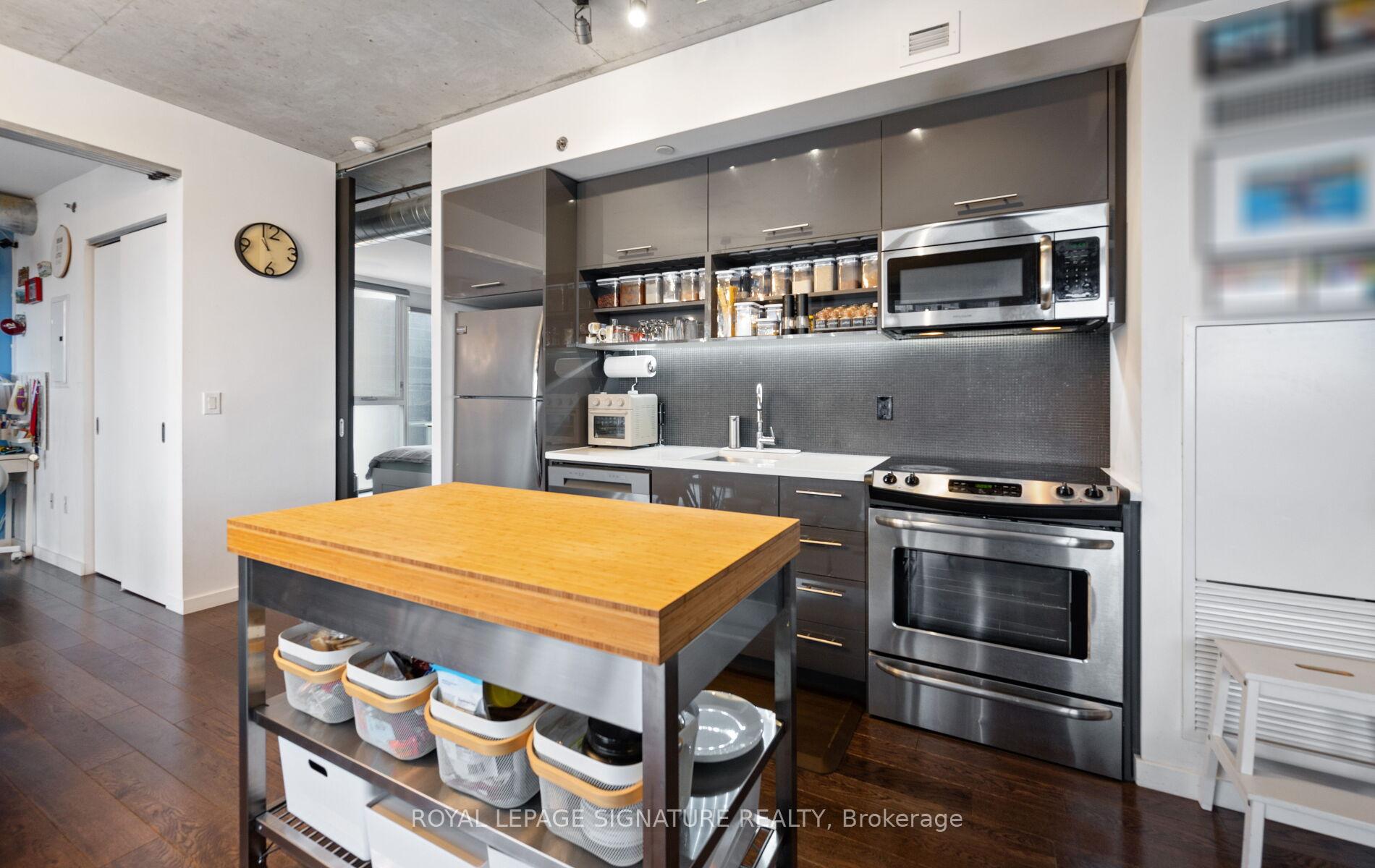 Photo 22 of Unit 608, 32 Trolley Crescent, Toronto, Moss Park — HOMEH
