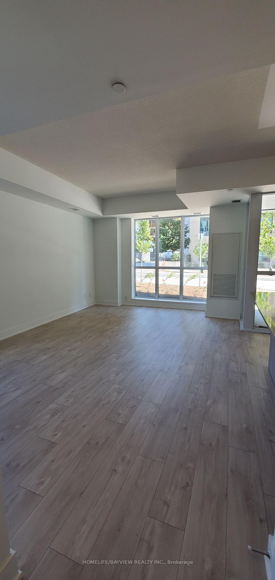 Photo 10 of Unit TH 101, 70 Annie Craig Drive, Etobicoke, Mimico — HOMEH