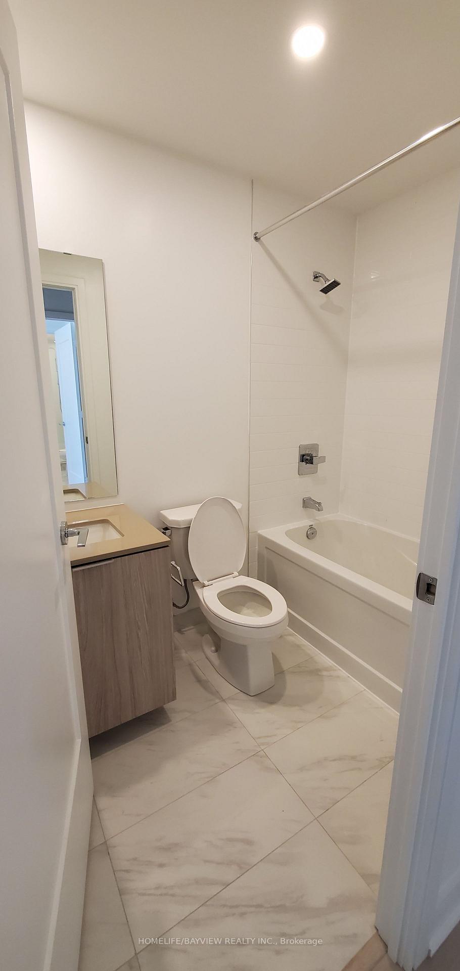 Photo 18 of Unit TH 101, 70 Annie Craig Drive, Etobicoke, Mimico — HOMEH