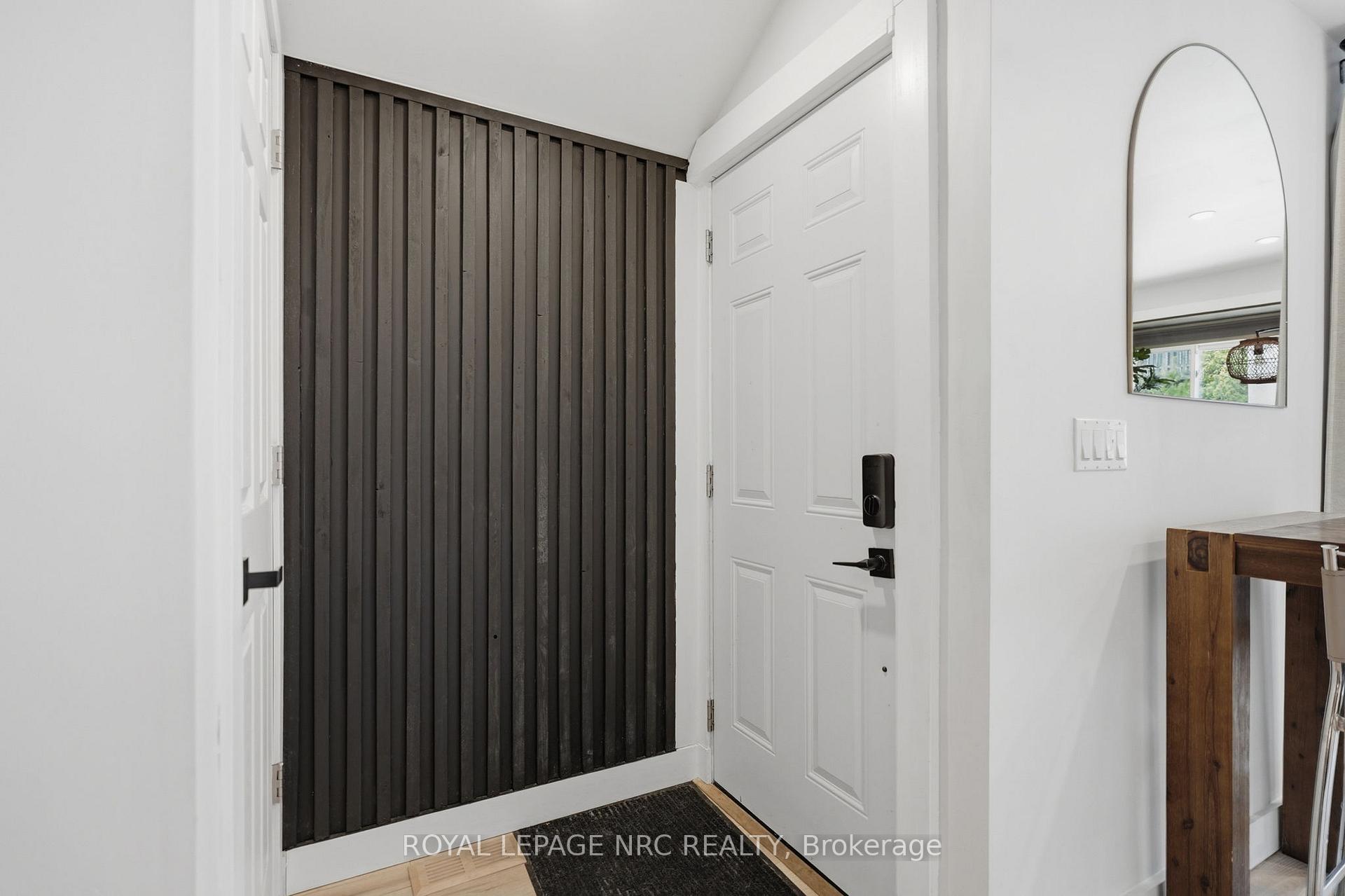 Photo 3 of 17 Considine Avenue, St. Catharines, Port Dalhousie — HOMEH
