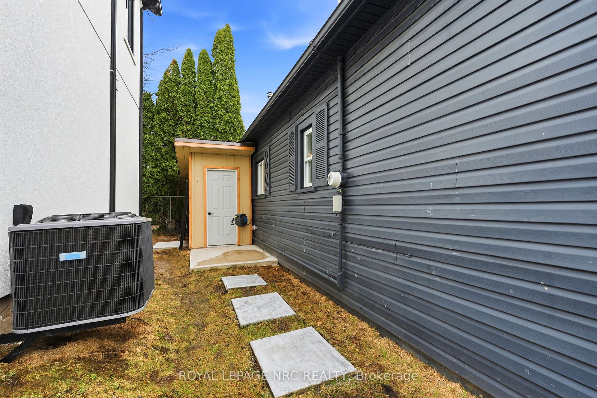 Photo 16 of 17 Considine Avenue, St. Catharines, Port Dalhousie — HOMEH