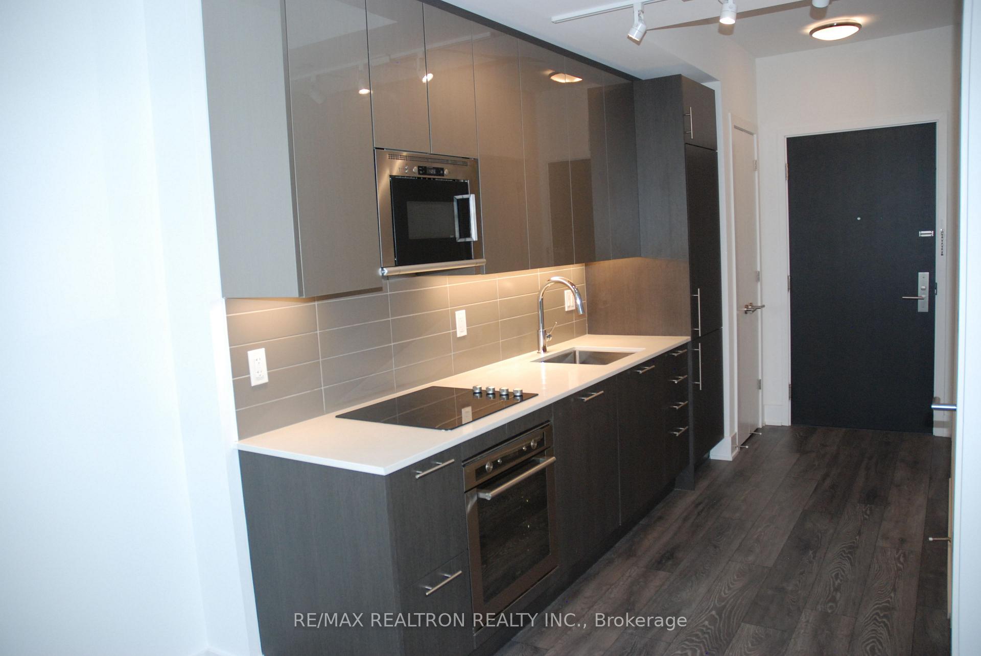 Photo 5 of Unit 2903, 403 Church Street, Toronto, Church-Yonge Corridor — HOMEH