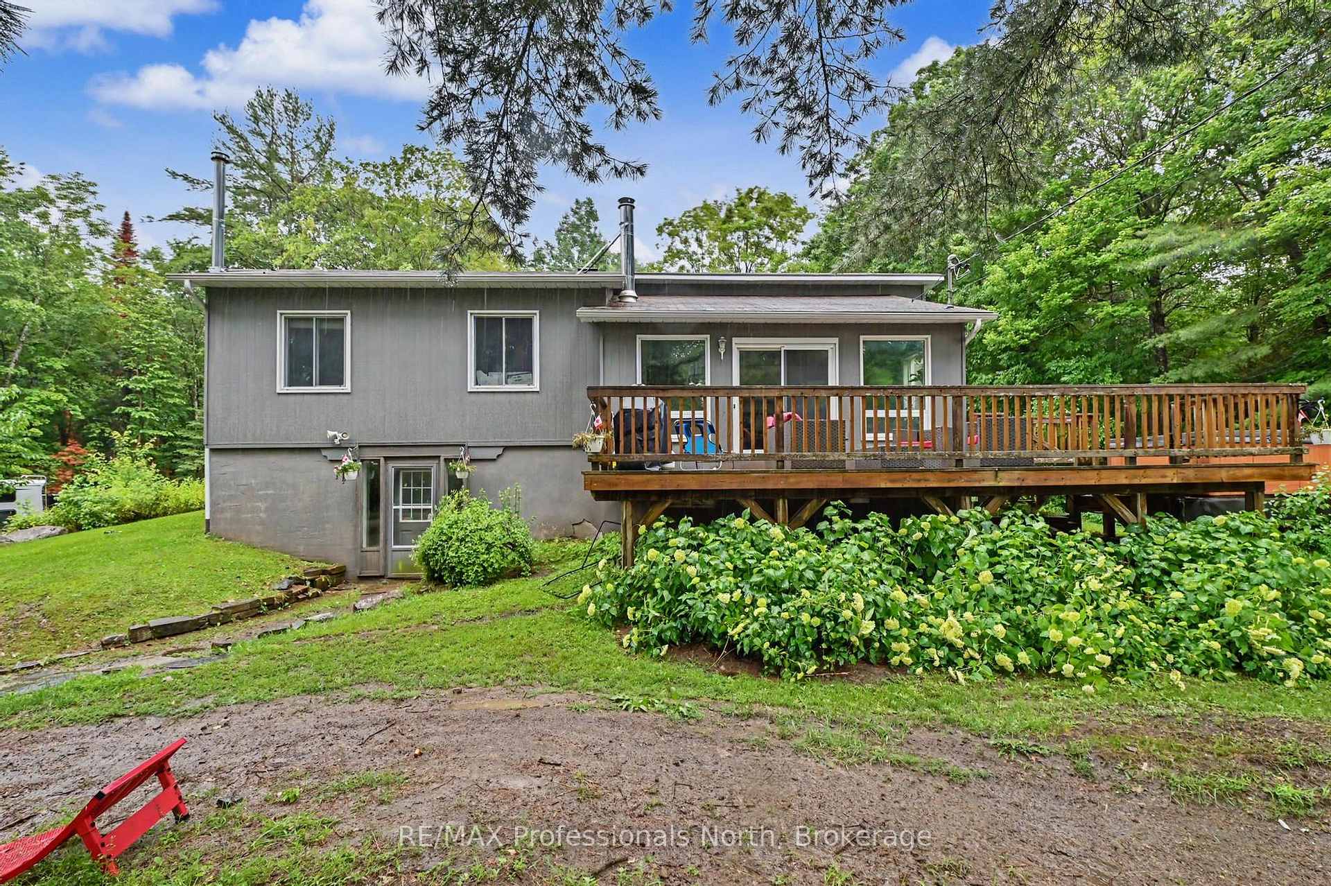 Front of 1116 Little Hawk Lake Road