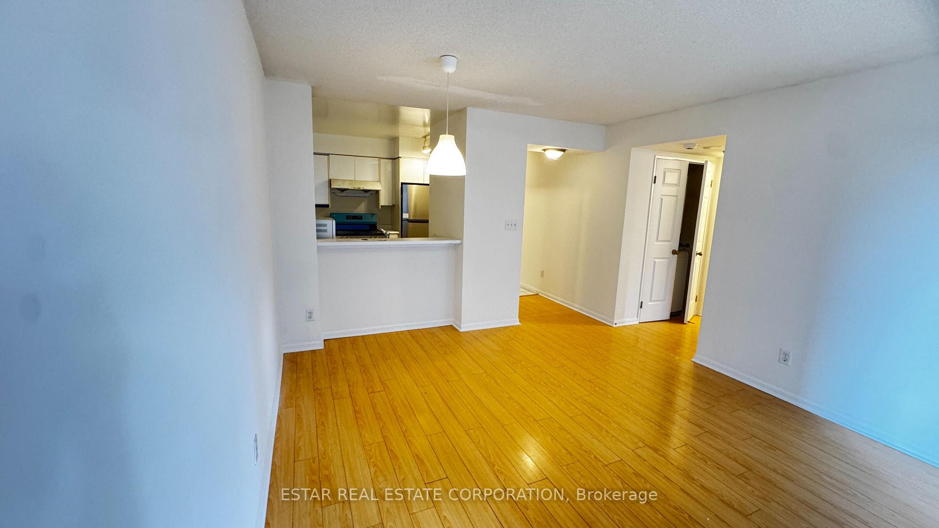 Photo 9 of Unit 1101, 7 Carlton Street, Toronto, Church-Yonge Corridor — HOMEH