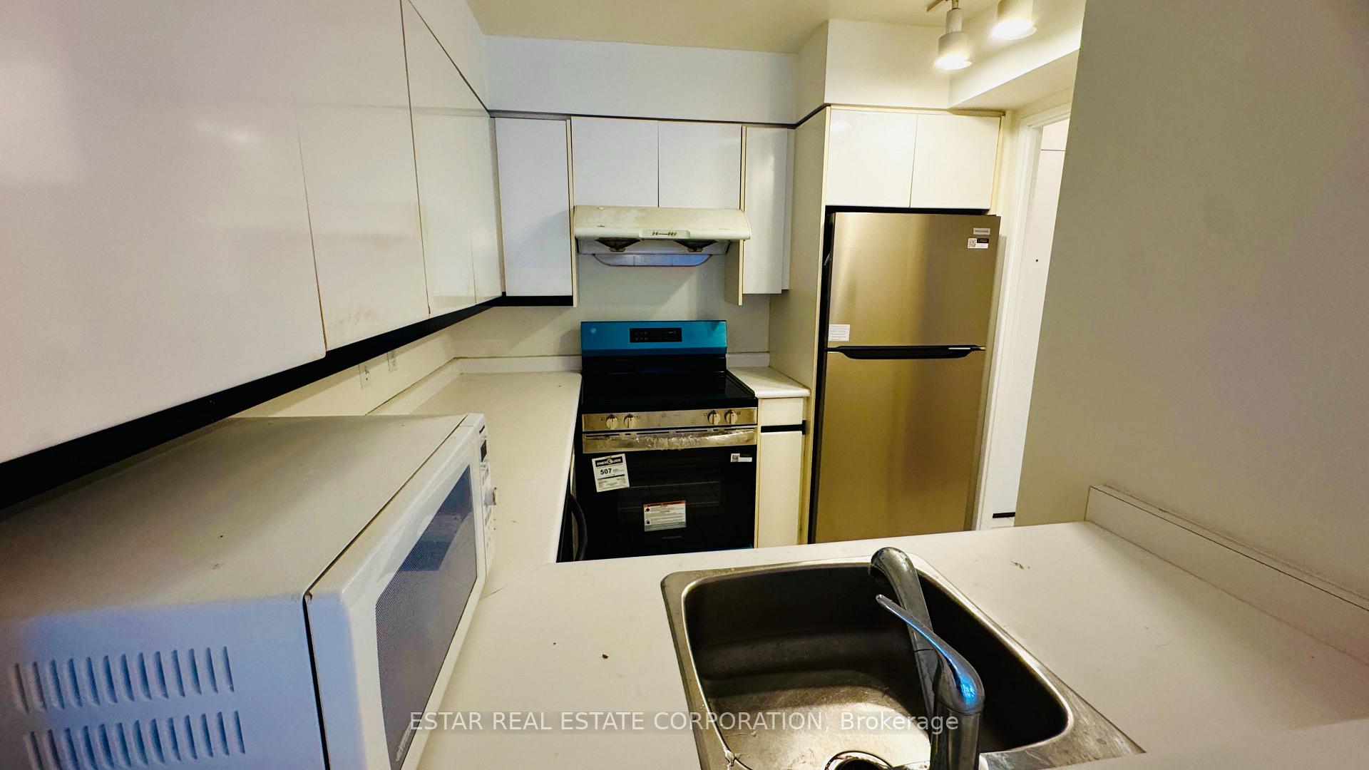 Photo 10 of Unit 1101, 7 Carlton Street, Toronto, Church-Yonge Corridor — HOMEH