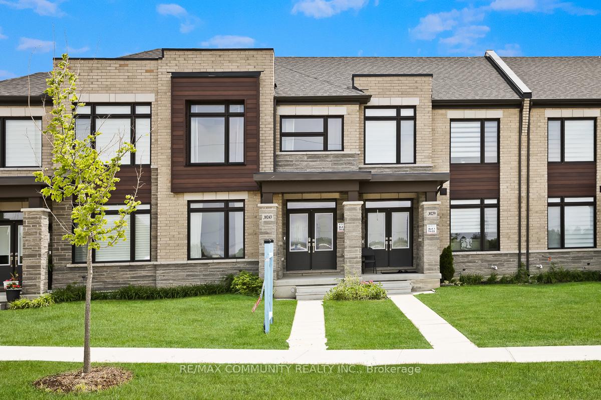 Photo 2 of 10243 Huntington Road, Vaughan, Kleinburg — HOMEH
