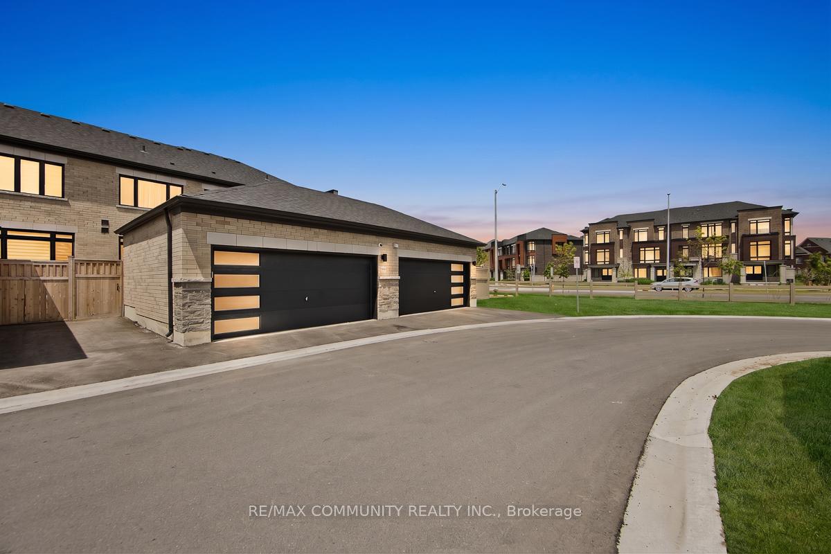 Photo 26 of 10243 Huntington Road, Vaughan, Kleinburg — HOMEH