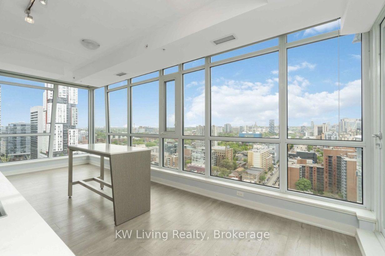 Photo 4 of Unit 2209, 30 Nelson Street, Toronto, Waterfront Communities — HOMEH