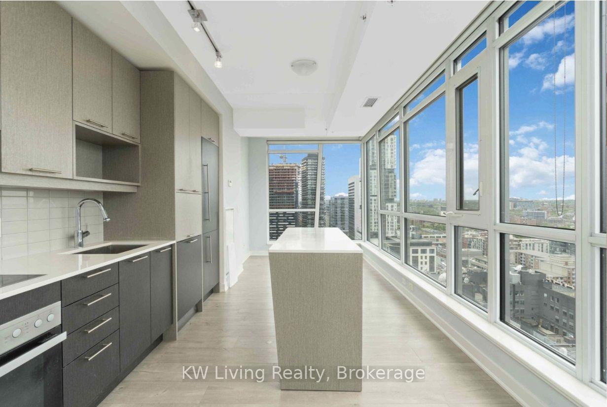 Photo 5 of Unit 2209, 30 Nelson Street, Toronto, Waterfront Communities — HOMEH