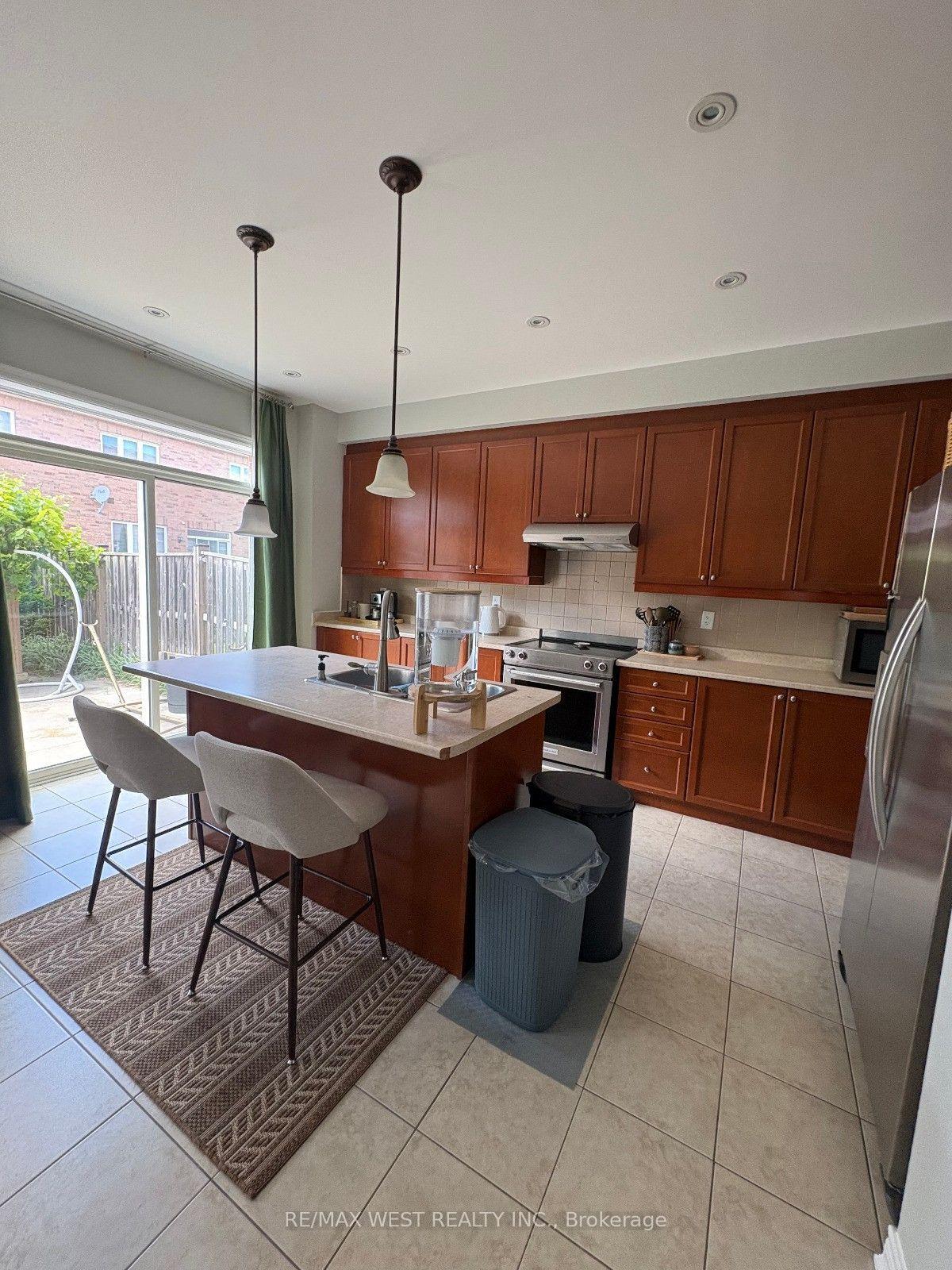 Photo 7 of 8 Callalily Road, Brampton, Northwest Sandalwood Parkway — HOMEH