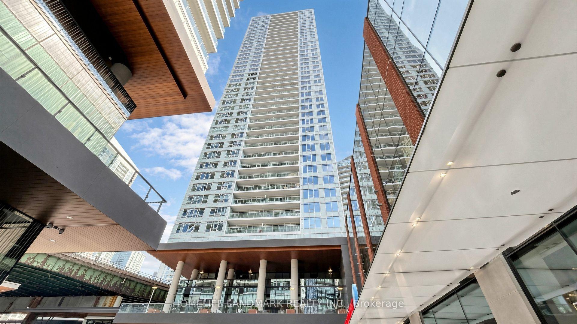 Photo 2 of Unit 806, 17 Bathurst Street, Toronto, Waterfront Communities — HOMEH