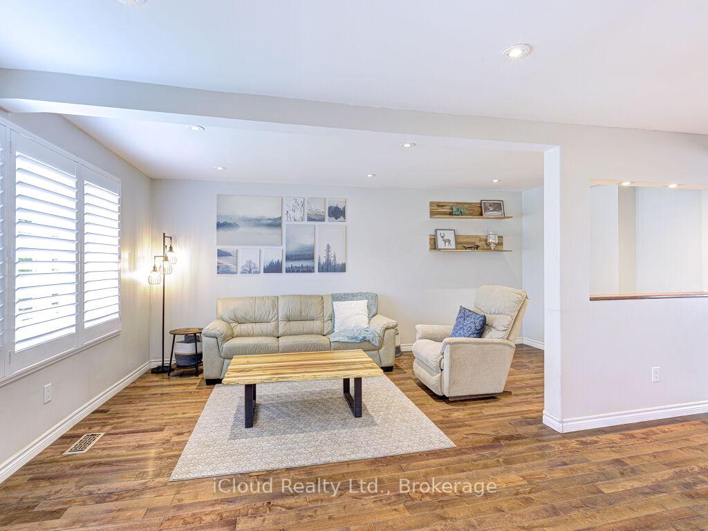 Photo 9 of 3 Nicol Street, Hamilton, Greensville — HOMEH