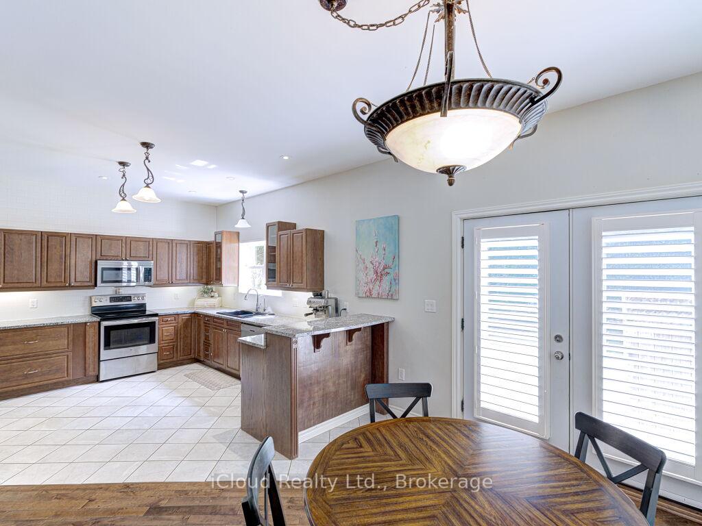 Photo 11 of 3 Nicol Street, Hamilton, Greensville — HOMEH