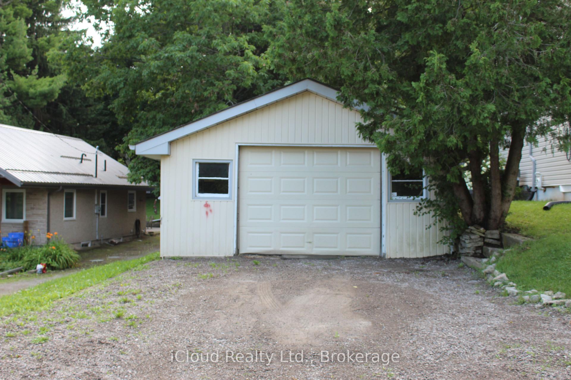 Photo 42 of 3 Nicol Street, Hamilton, Greensville — HOMEH
