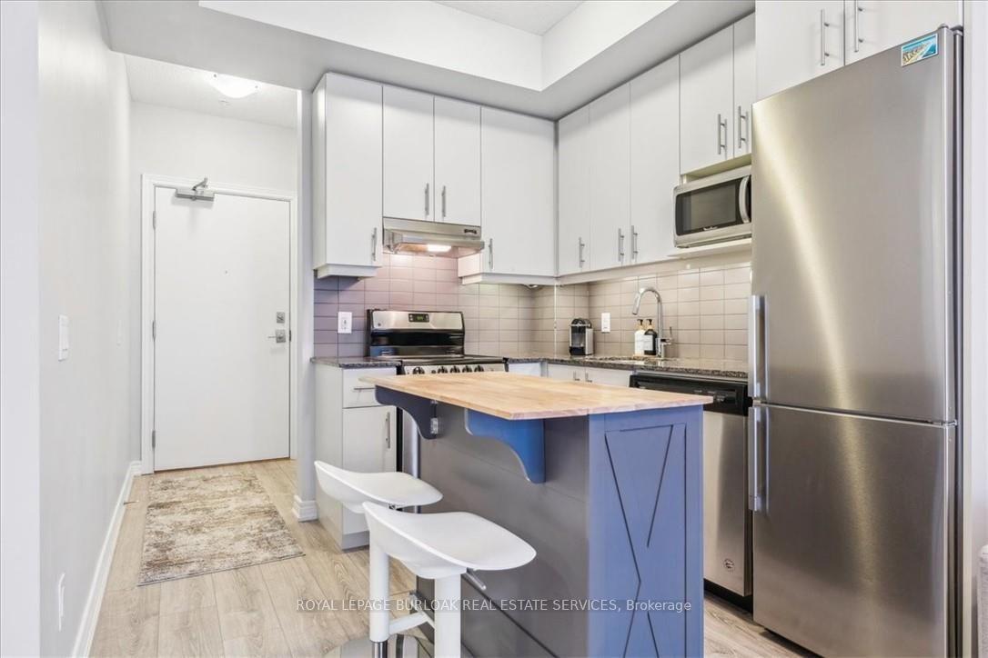Photo 10 of Unit 215, 10 Esplanade Lane, Grimsby, Grimsby Beach — HOMEH