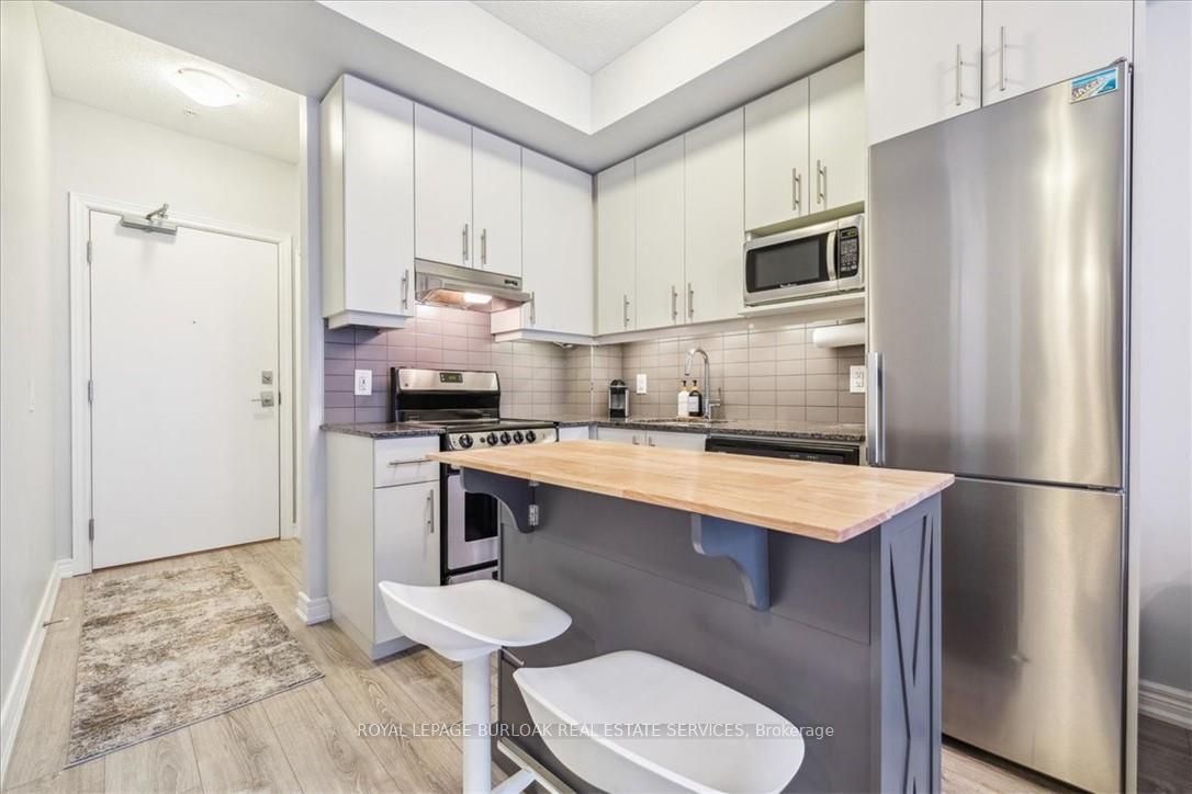 Photo 11 of Unit 215, 10 Esplanade Lane, Grimsby, Grimsby Beach — HOMEH