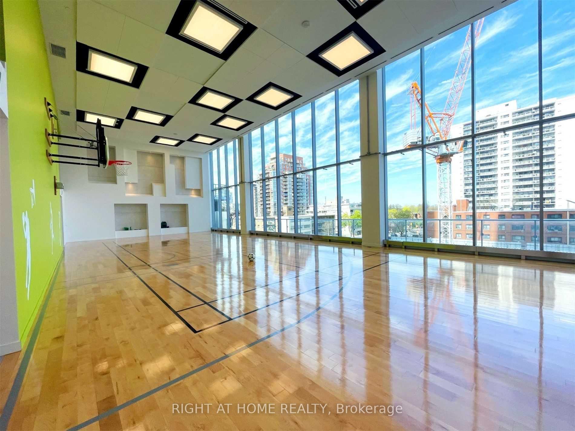 Photo 9 of Unit 3101, 99 Broadway Avenue, Toronto, Mount Pleasant West — HOMEH