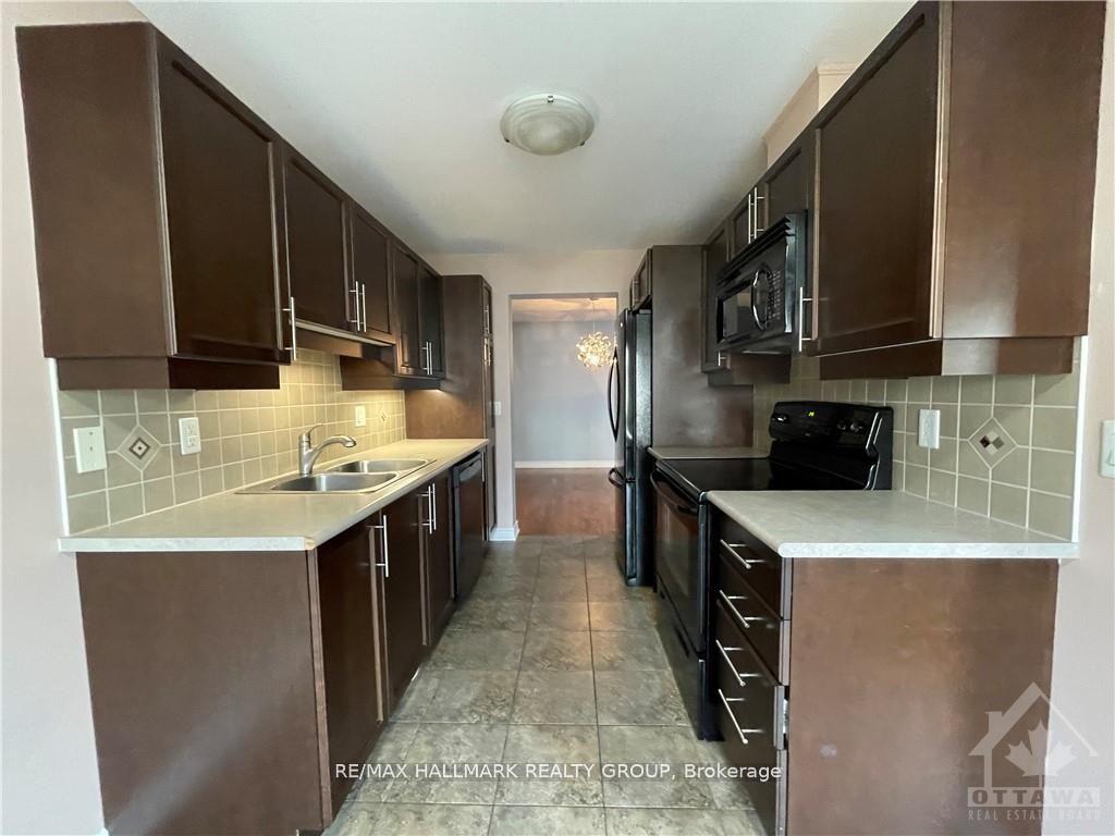 Photo 7 of 333 Glenbrae Avenue, Ottawa, Kanata - Morgan's Grant/South March — HOMEH