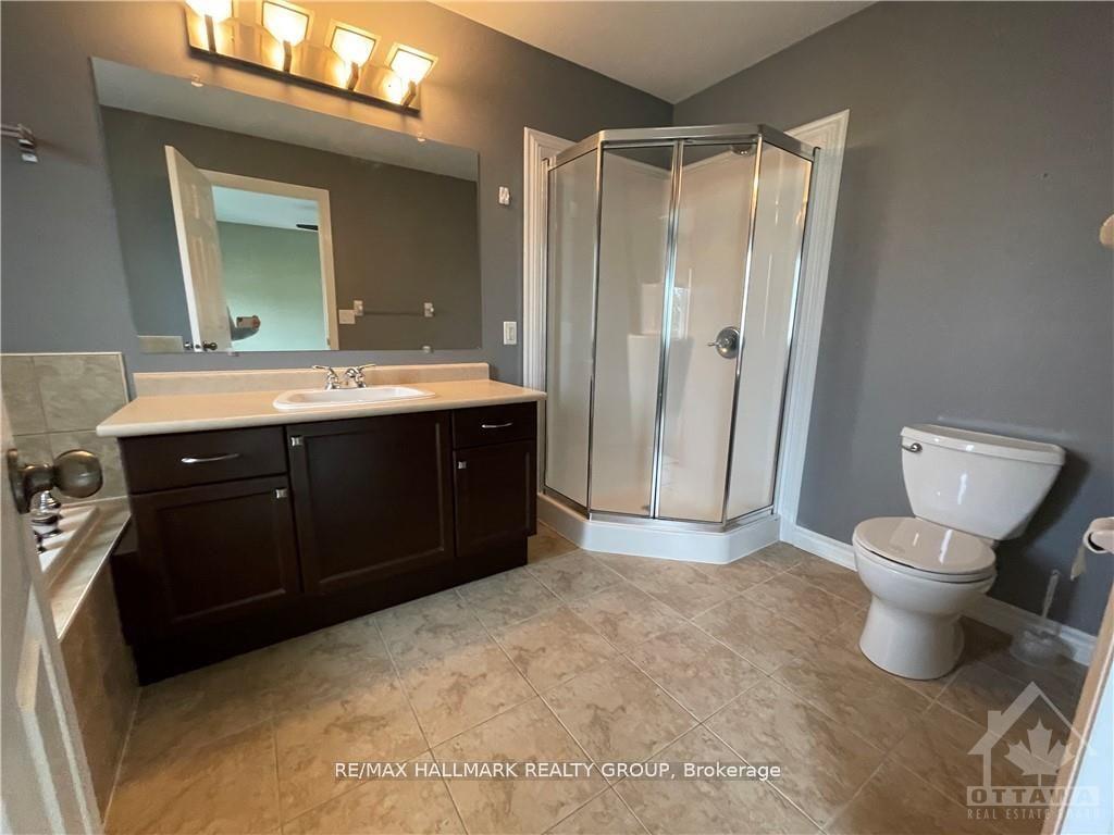Photo 8 of 333 Glenbrae Avenue, Ottawa, Kanata - Morgan's Grant/South March — HOMEH