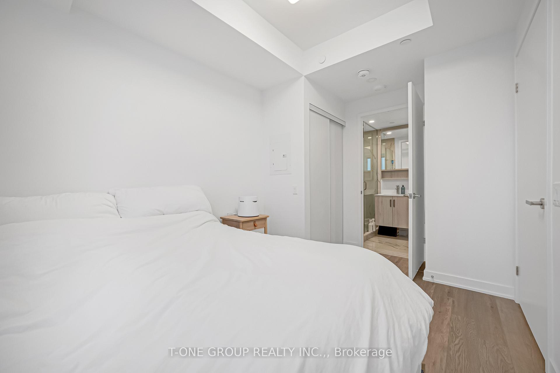 Photo 12 of Unit 4707, 88 Queen Street E, Toronto, Church-Yonge Corridor — HOMEH