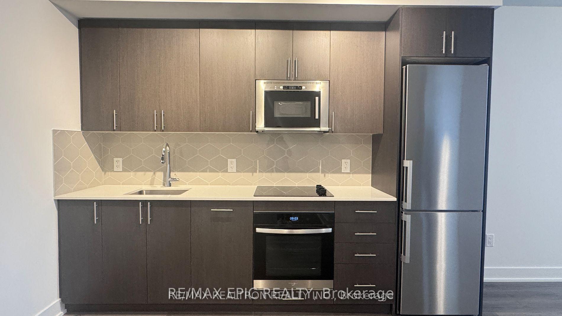 Photo 2 of Unit 913, 2545 Simcoe Street N, Oshawa, Windfields — HOMEH