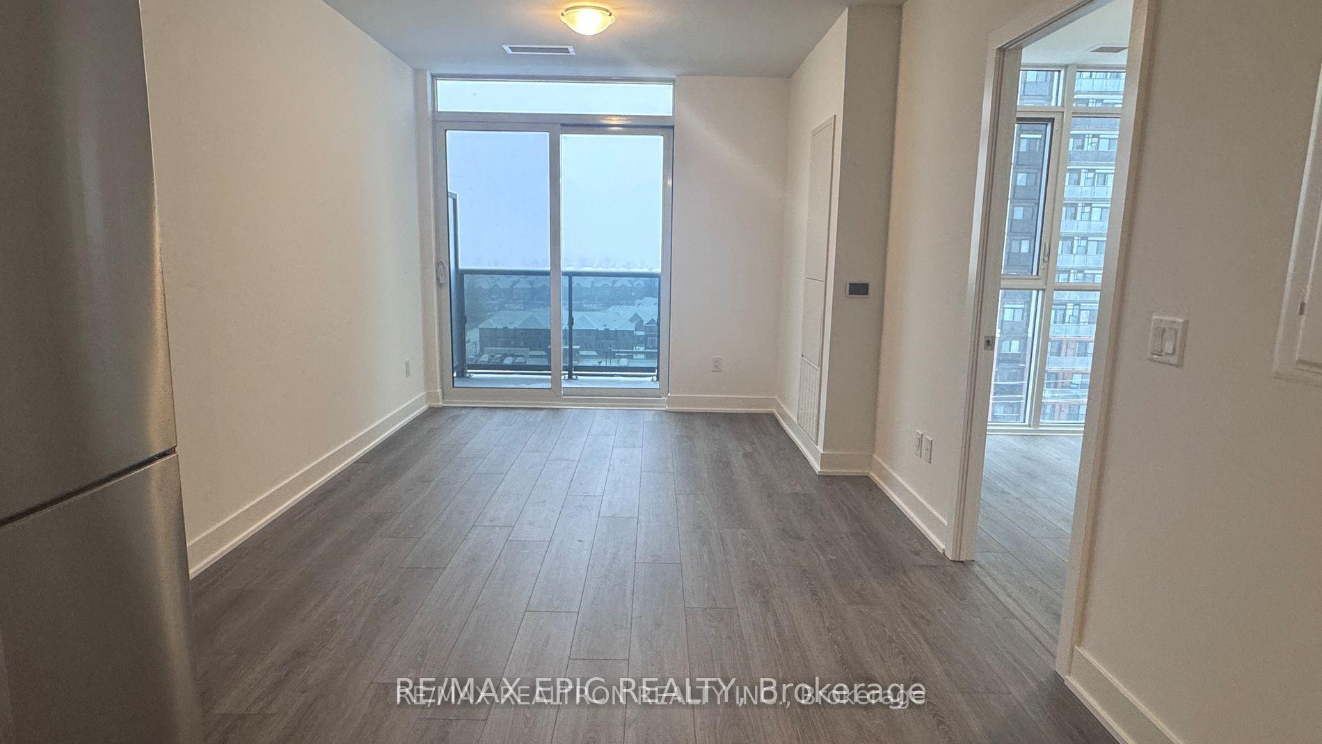 Photo 3 of Unit 913, 2545 Simcoe Street N, Oshawa, Windfields — HOMEH
