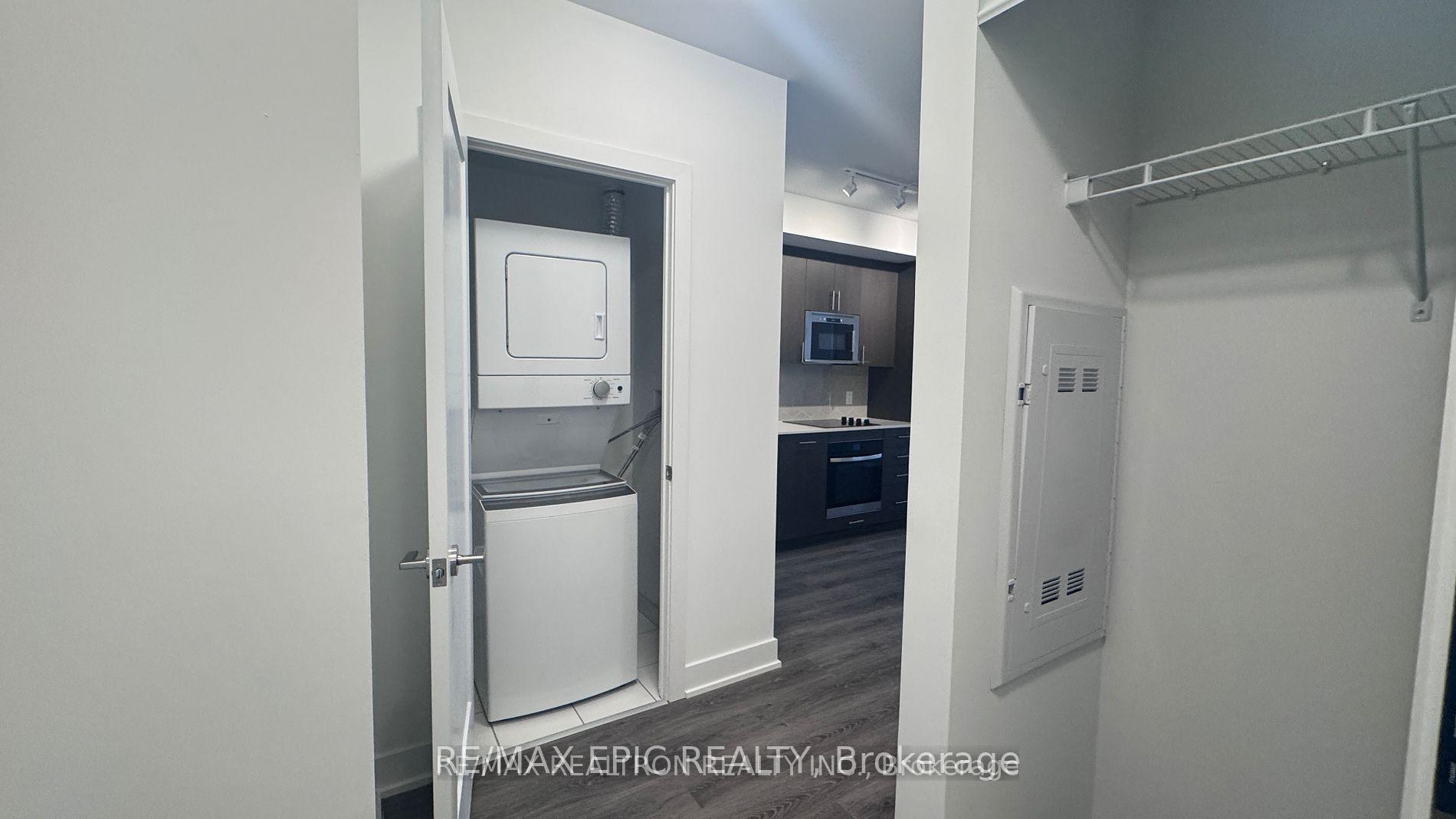 Photo 8 of Unit 913, 2545 Simcoe Street N, Oshawa, Windfields — HOMEH