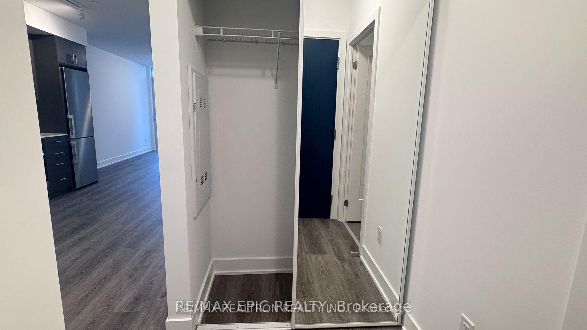 Photo 10 of Unit 913, 2545 Simcoe Street N, Oshawa, Windfields — HOMEH