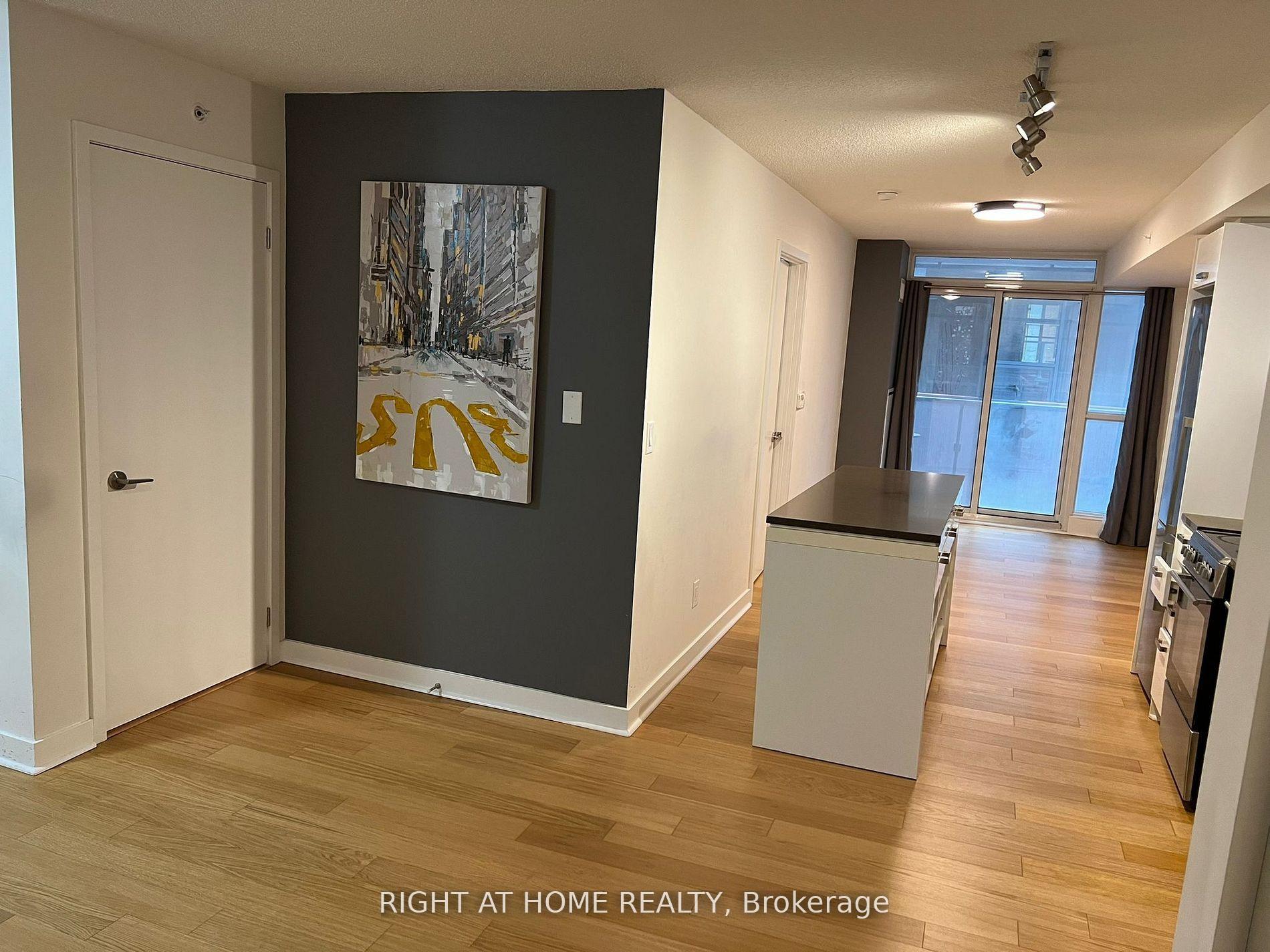 Photo 2 of Unit 722, 295 Adelaide Street W, Toronto, Waterfront Communities — HOMEH