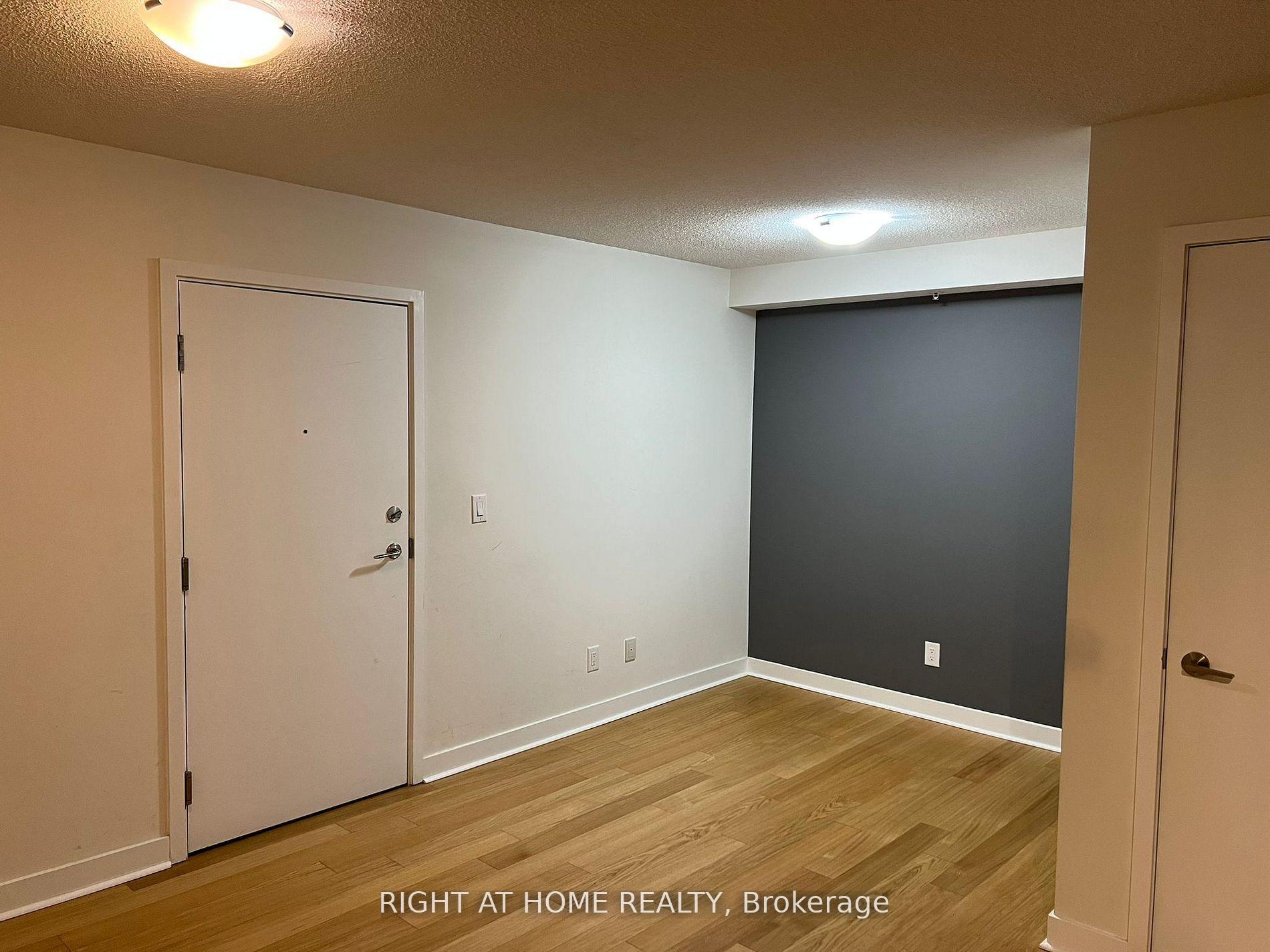 Photo 7 of Unit 722, 295 Adelaide Street W, Toronto, Waterfront Communities — HOMEH