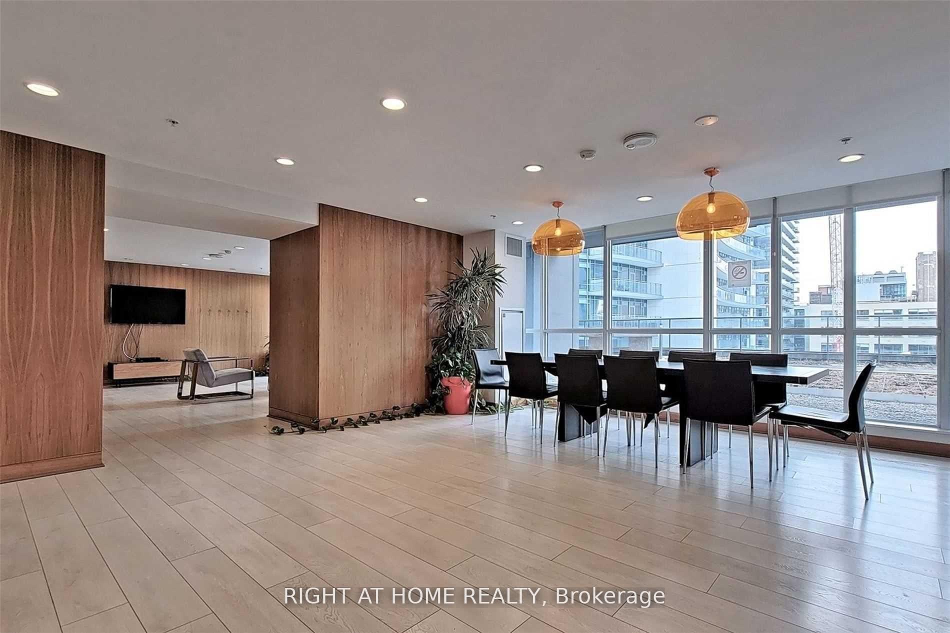 Photo 12 of Unit 722, 295 Adelaide Street W, Toronto, Waterfront Communities — HOMEH