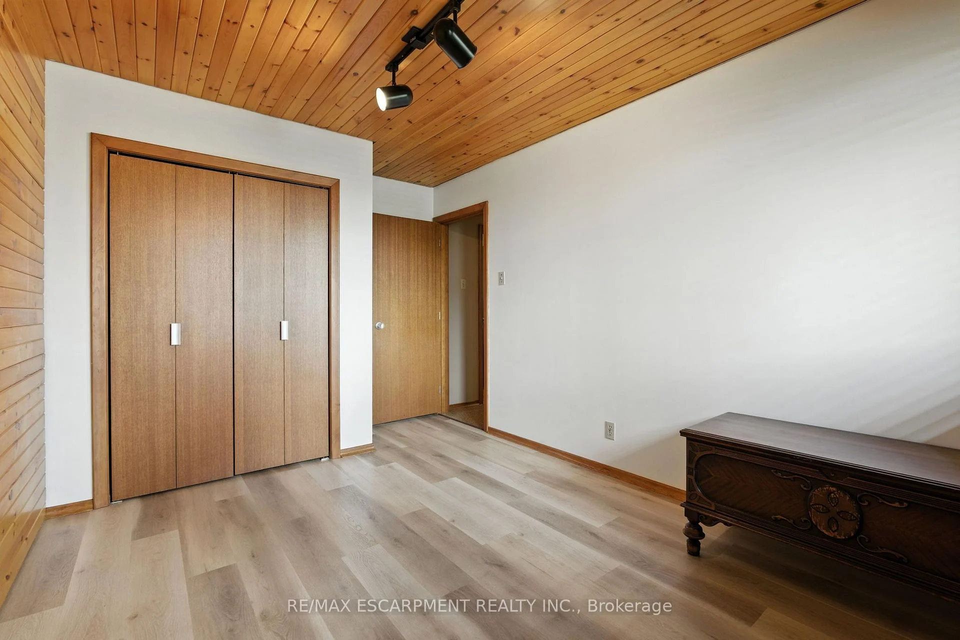 Photo 52 of 515 Trinity Church Road, Hamilton, Rural Glanbrook — HOMEH
