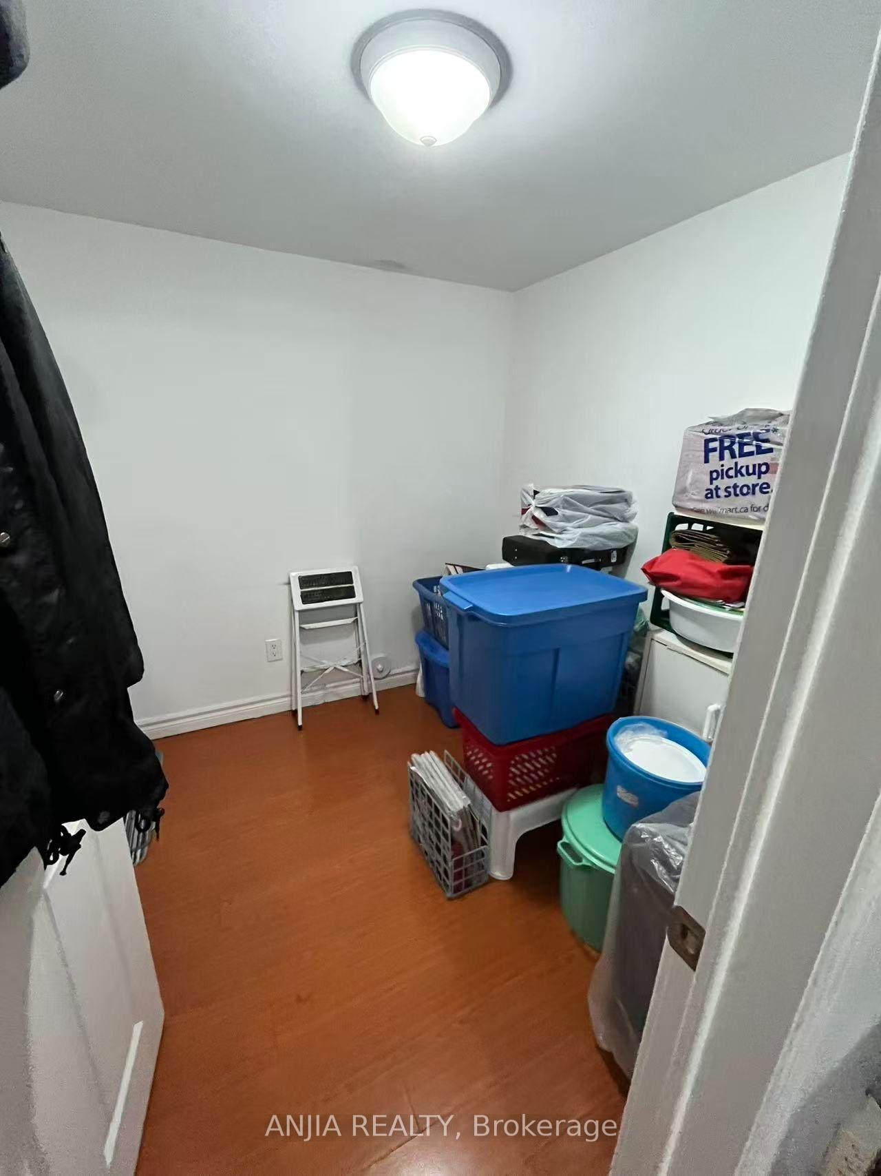 Photo 7 of 62 Tom Wells Crescent, Scarborough, Steeles — HOMEH