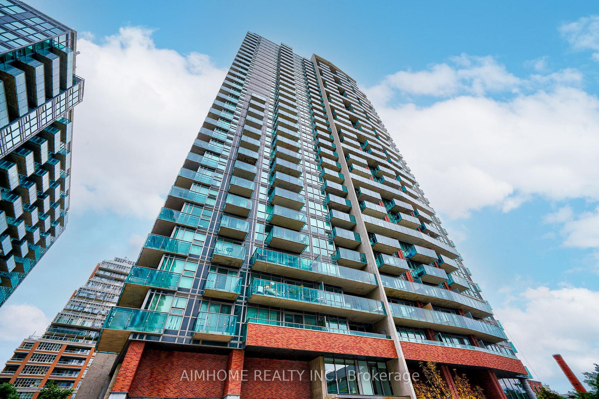 Photo of Unit 1909, 150 East Liberty Street