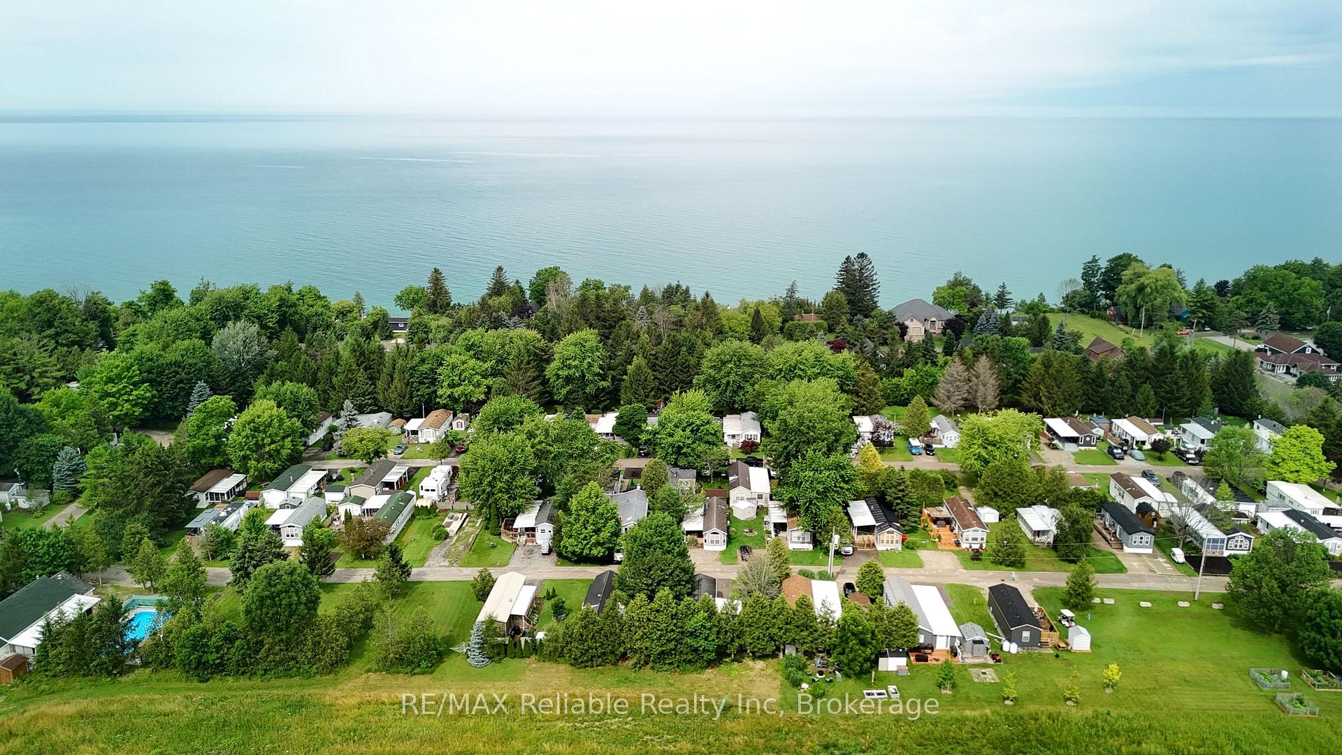 Photo 24 of Unit 50 Portside Drive, 77719 Bluewater Highway, Central Huron, Clinton — HOMEH