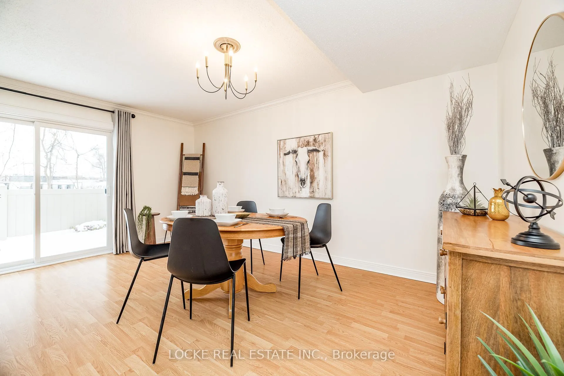 Photo 11 of Unit 22, 550 Straby Avenue, Ottawa, Overbrook/Castle Heights — HOMEH