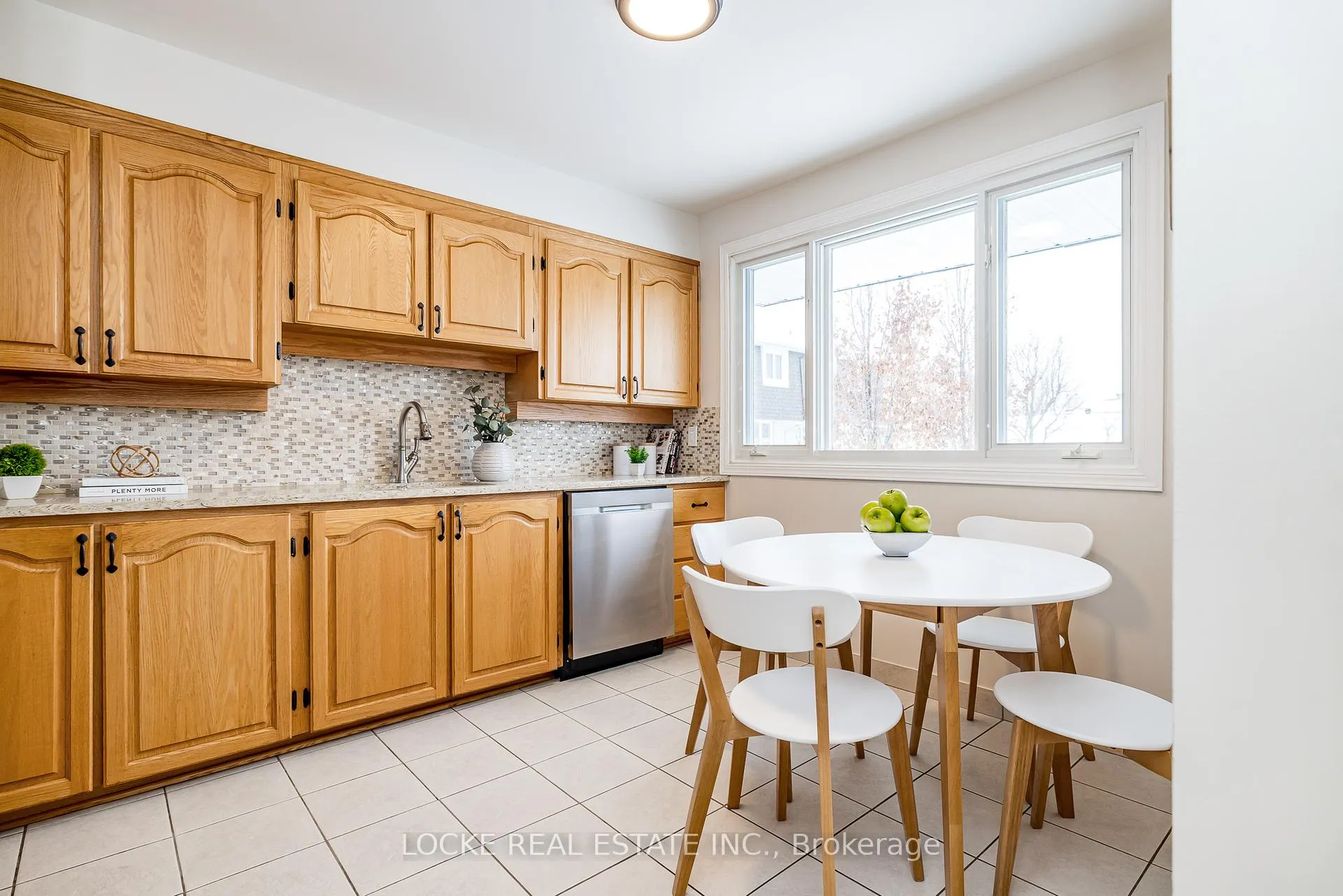 Photo 13 of Unit 22, 550 Straby Avenue, Ottawa, Overbrook/Castle Heights — HOMEH